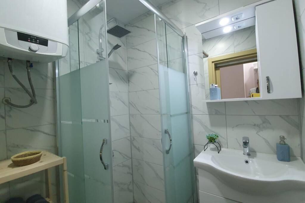 2+1 Apartm With Garden + Balcony , At Ladies Beach كوشاداسيه المظهر الخارجي الصورة