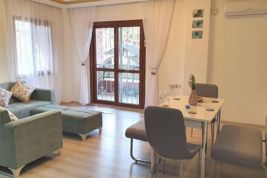 2+1 Apartm With Garden + Balcony , At Ladies Beach كوشاداسيه المظهر الخارجي الصورة