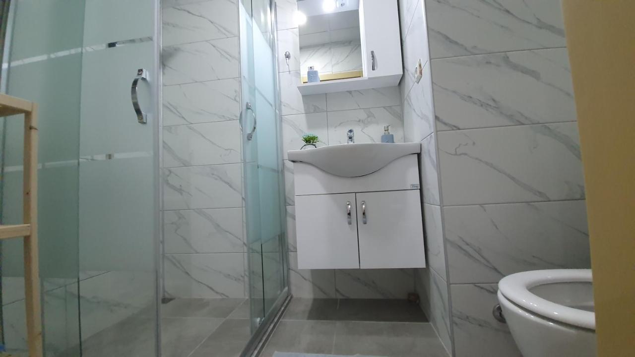 2+1 Apartm With Garden + Balcony , At Ladies Beach كوشاداسيه المظهر الخارجي الصورة